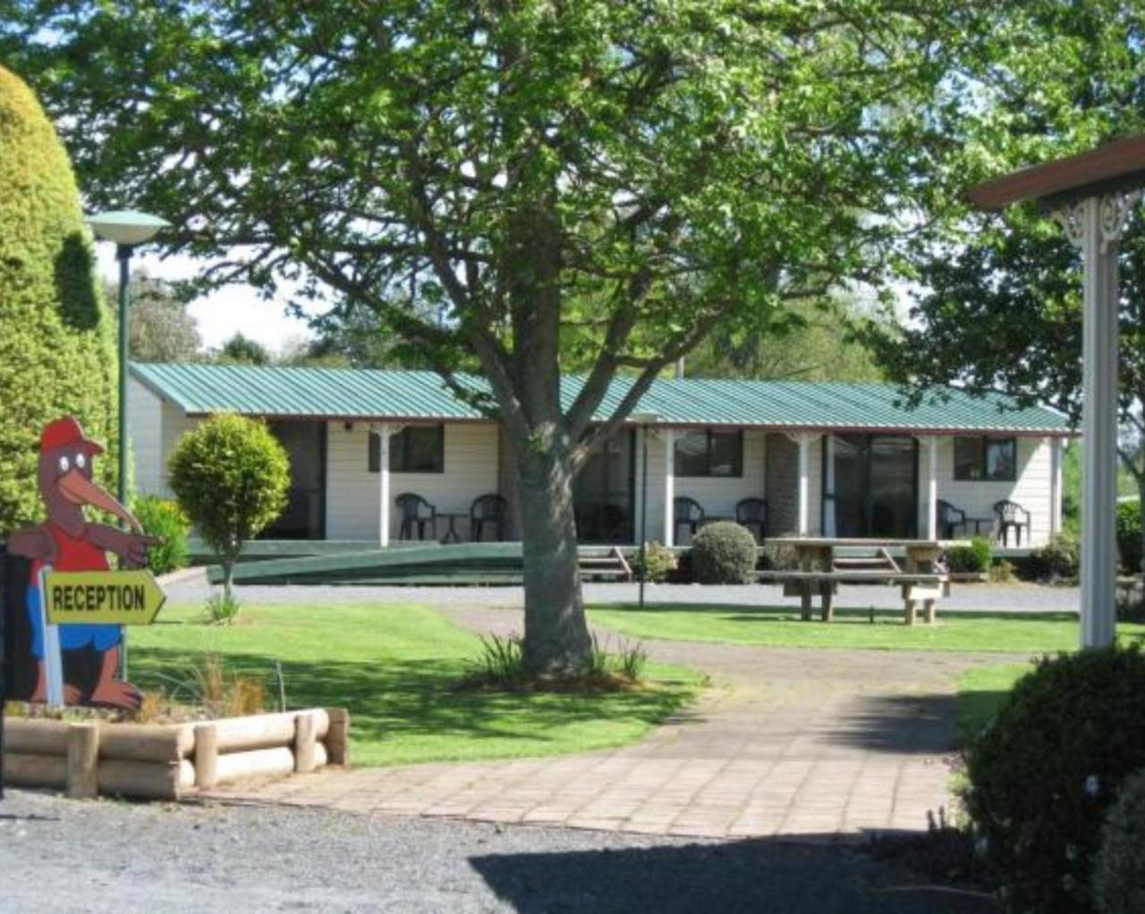 Otorohanga Kiwi Holiday Park Екстер'єр фото